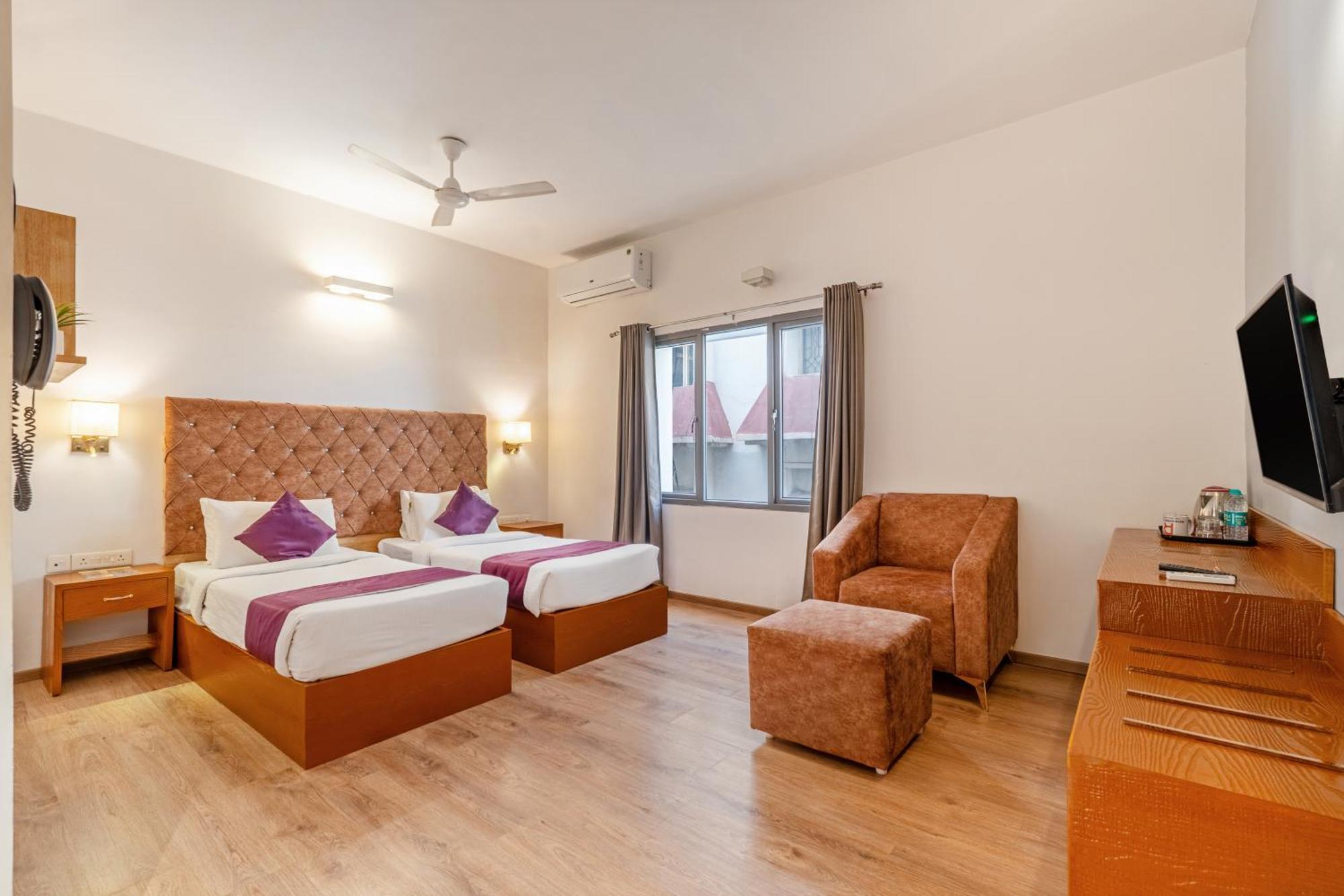 Monday Hotels Hitec City 海得拉巴 外观 照片
