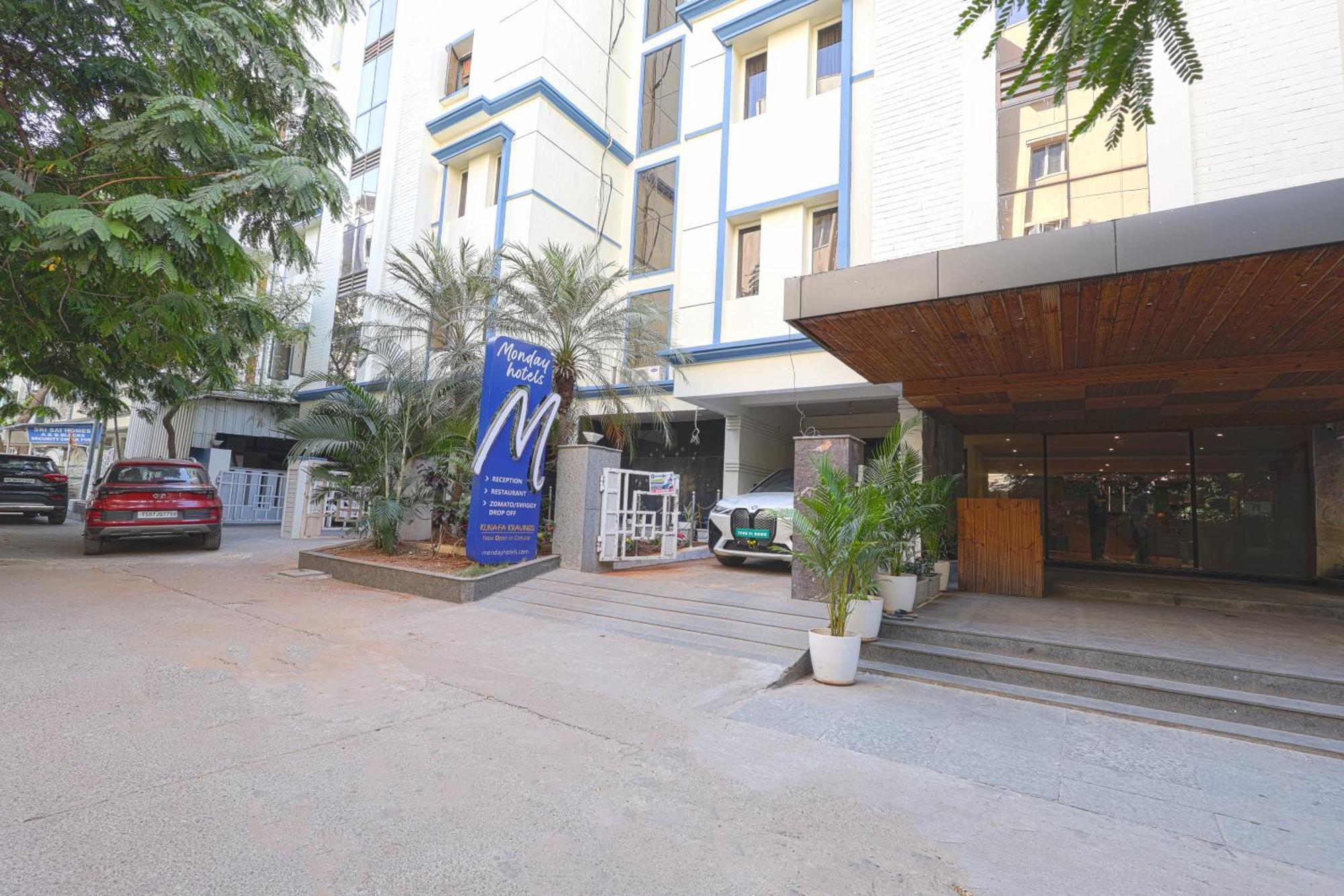 Monday Hotels Hitec City 海得拉巴 外观 照片
